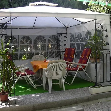 Appartamento 3 *
